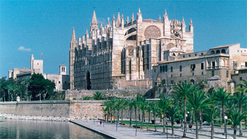 Palma de Mallorca - Vista panorámica de la Catedral (estado actual).